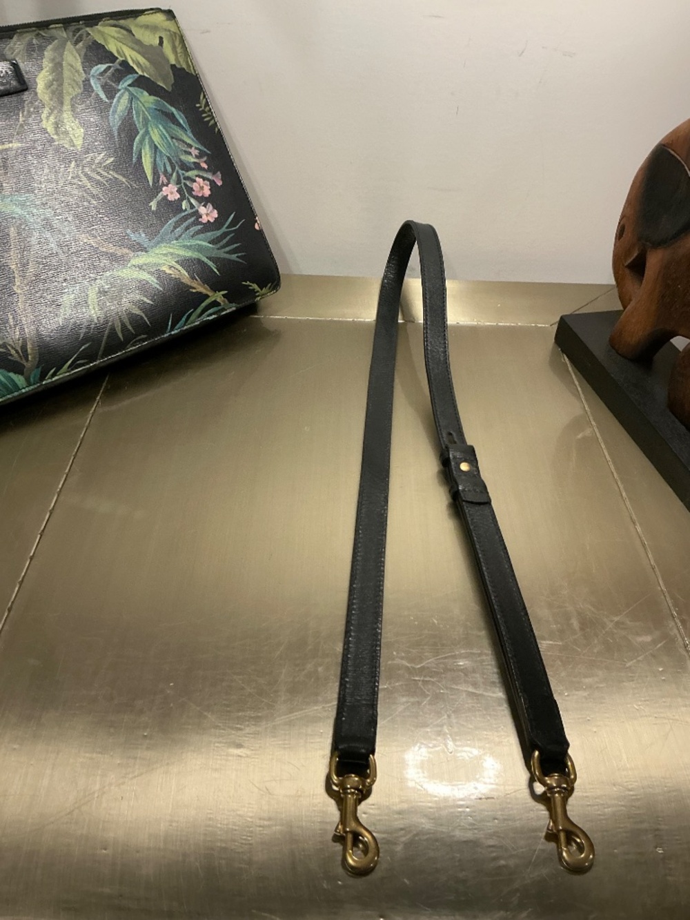Gucci Black Leather Tropical Bird Print Clutch Pouch Bag Adjustable strap - Picture 9 of 16